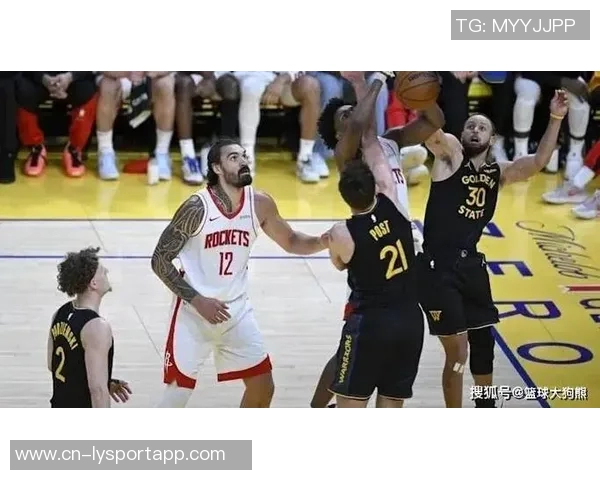 乌度卡确认亚当斯缺席对阵爵士伊森出战待定其他队员状态良好 乌度卡确认亚当斯缺席对阵爵士伊森出战待定其他队员状态良好