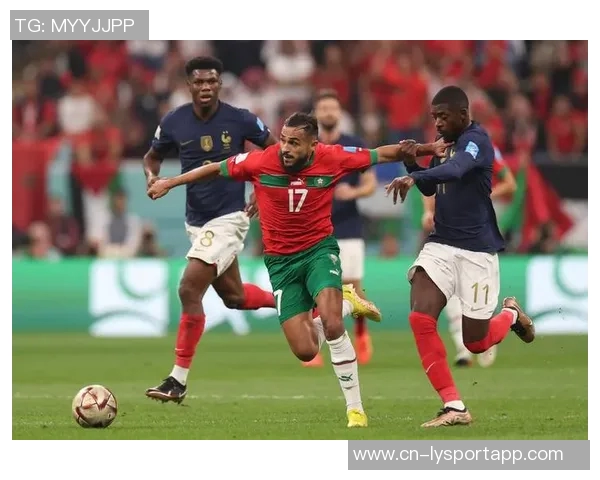 阿联酋足协酒店设大屏幕免费直播世预赛助力球迷欢庆冲击世界杯 阿联酋足协酒店设大屏幕免费直播世预赛助力球迷欢庆冲击世界杯