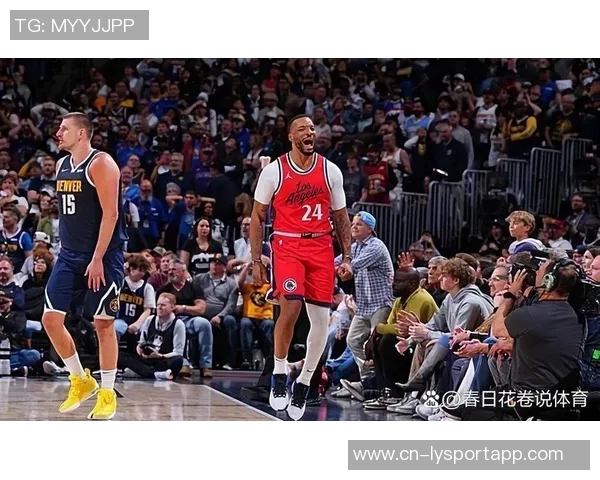 鲍威尔半场表现惊艳12投6中轻松砍下18分助球队争夺胜利 鲍威尔半场表现惊艳12投6中轻松砍下18分助球队争夺胜利