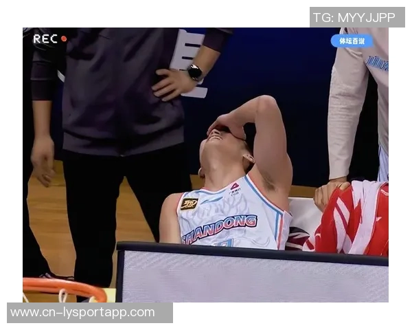 文班加时赛初被判第六犯离场盖帽数停留在九次令人惋惜