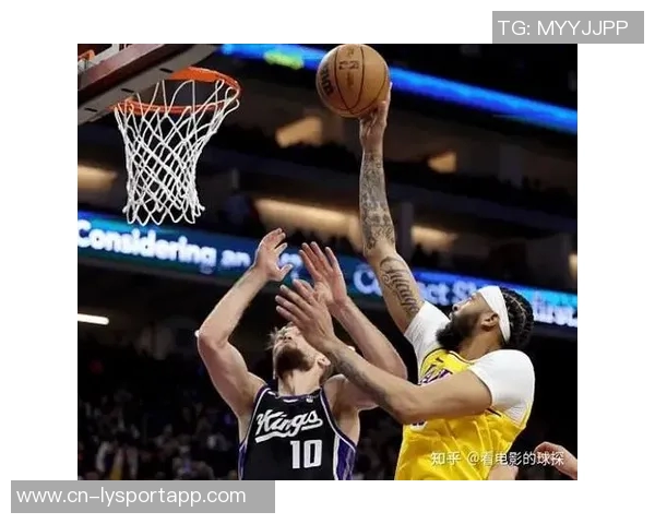 浓眉体重增加近7公斤球探和教练担忧其移动能力下降 浓眉体重增加近7公斤球探和教练担忧其移动能力下降