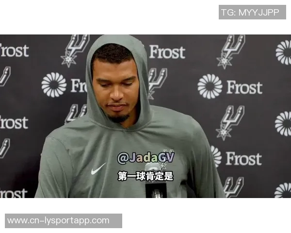 文班将成为NBA历史第十位身高超过226厘米球员与姚明并肩作战